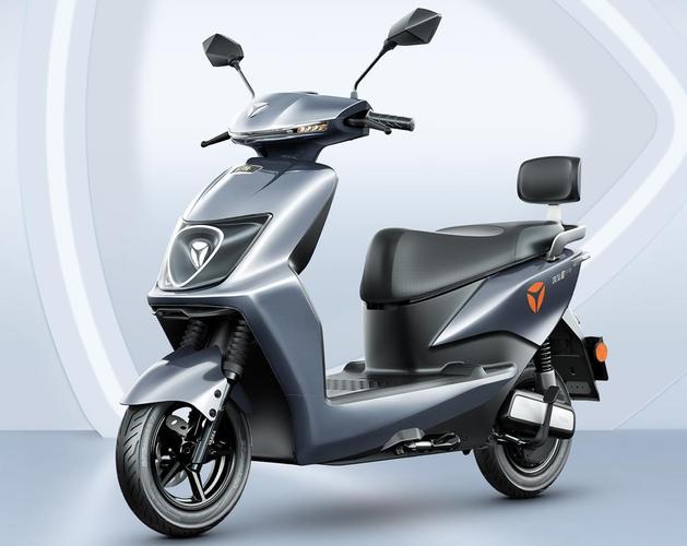 电动车能骑多少公里雅迪2021年新款电动车