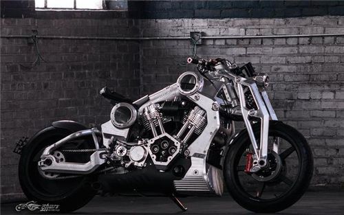 男人的梦想坐骑雅马哈vmax大魔鬼