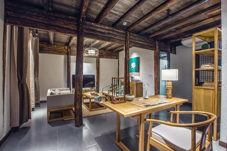 采菊东篱下 悠然见南山 2500平方米度假古村落民宿设计