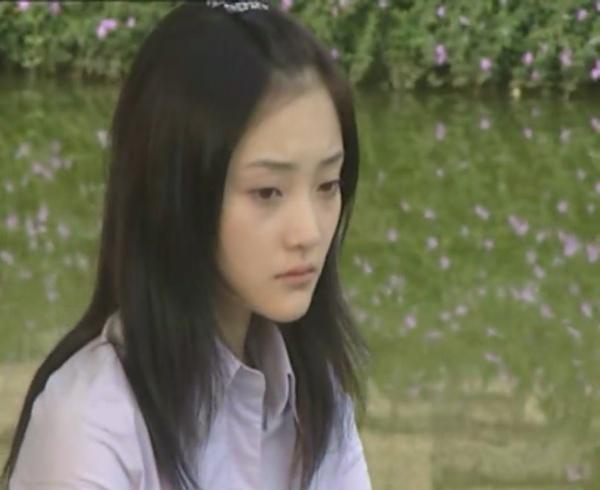  p>偶像剧《青春的童话》女主角,由李小璐扮演. /p>