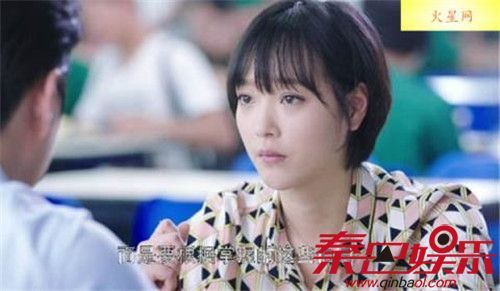 在医院实习的那一段时间,每天朝九晚五,和所有医生护士一起上班查房