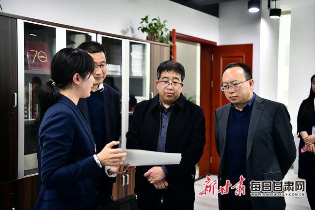 会聚融媒力量奏响红色和音