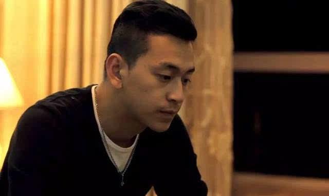 小宝的百变造型 我反手就是一个煤气罐 怎么可能少得了宝哥嘛~ 《毛骗