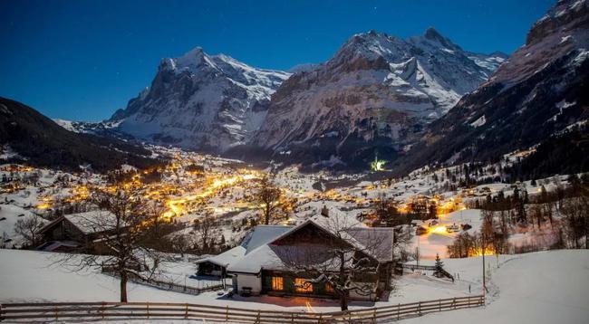 滑雪季到了来瑞士享受一场完美的冬日假期