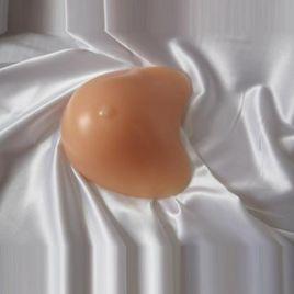 人造乳房