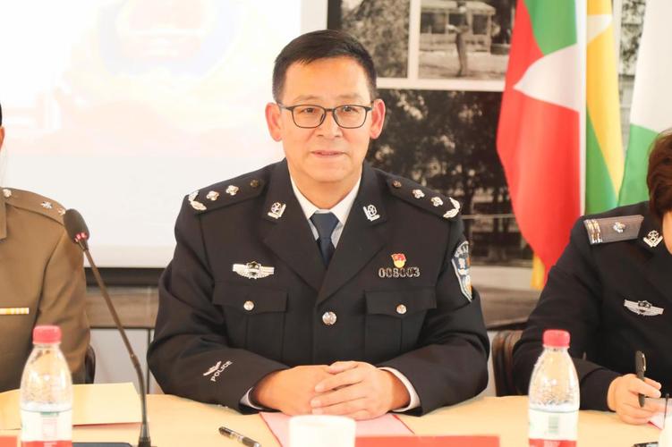 单大国副院长出席典礼并致辞