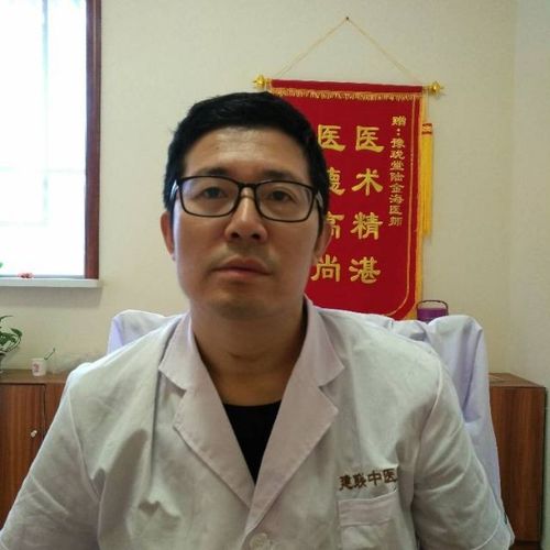师承奇经疗法张必清,国医大师查玉明四代中医世家传人 · 擅长调理