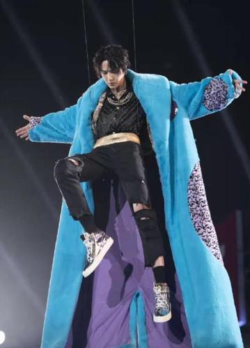 如何评价王一博的新歌《我的世界守则》