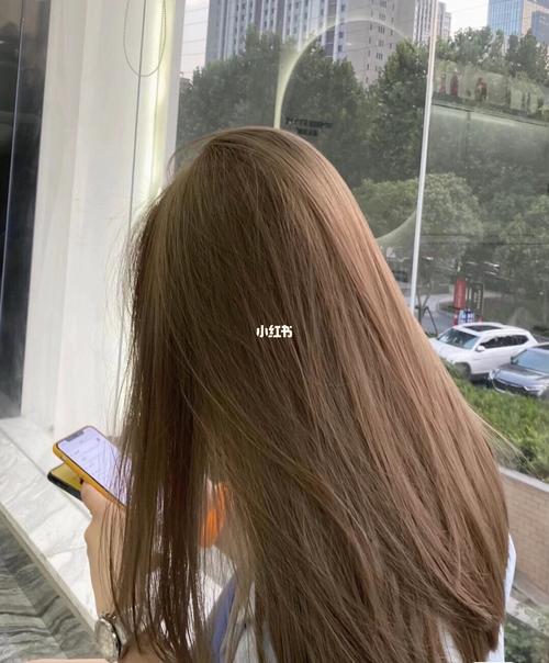 奶茶棕色,掉色也好看的发色_掉色_发型_奶茶_染发_建豪发型设计自由行