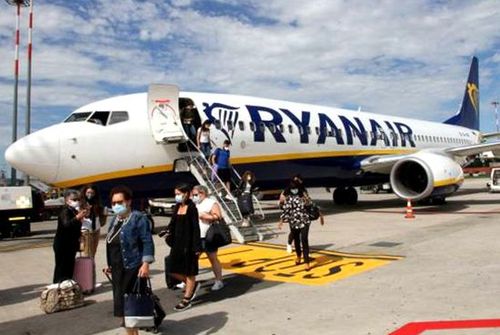 瑞安航空(ryanair)公司班机.