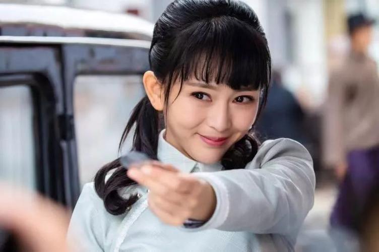 夏一瑶:因出演相爱十年成名,如今在《铁道风云》中让