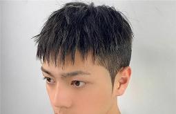 清爽帅气男生短发 利落时尚充满个性
