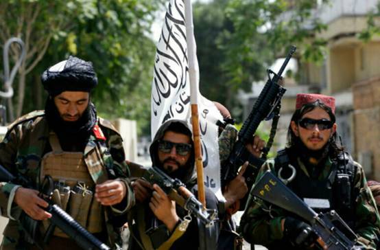 塔利班敲响总台记者站大门,央视记者亮明身份后,4人转身就走