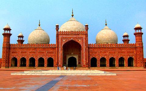 巴德夏希清真寺