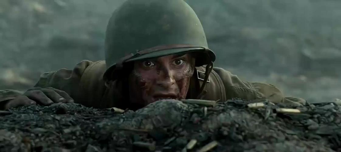 血战钢锯岭美国幸存士兵躲在土里完美躲过日军地毯式扫荡