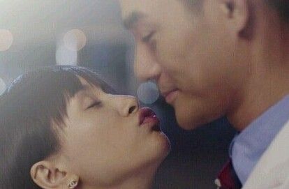 欢乐颂曲筱绡赵启平吻戏什么时候?王子文王凯吻戏是哪