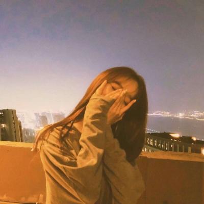 色歆/情侣头像/怕什么一个人有烟有酒巨他妈酷