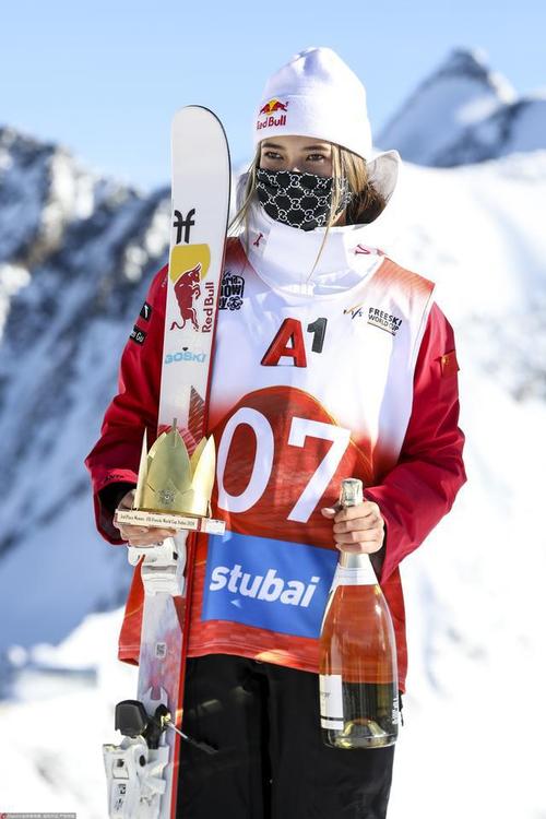 近日,中国自由式滑雪运动员谷爱凌成为运动营养品牌汤臣倍健yep的代言