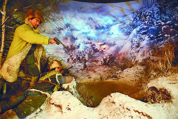 东北抗联战士伏击日军(蜡像)