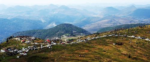 2021年2月14日,贵州省毕节市黔西县铁石苗族彝族乡铁盔山村"大坪子"