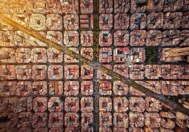 巴塞罗那:伊比利亚半岛的明珠,世界上最整齐划一的城市