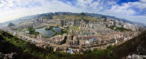 旅游频道 新闻 > > 正文 "行走凉都六盘水,雪上飞舞山多情.