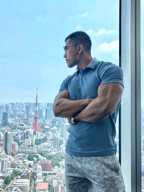 liang pin jacky梁品氚 男子双色精织条纹运动休闲polo衫01920