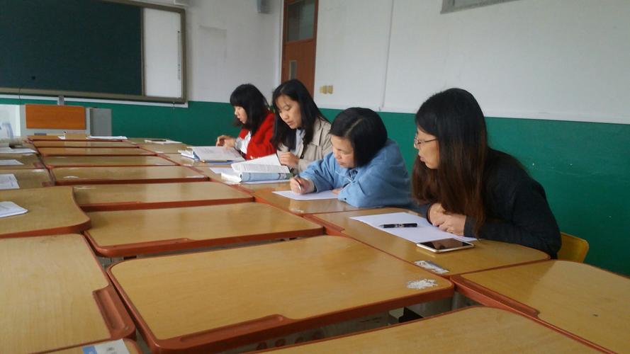 宝坻林亭口高中数学教研组举行大组教研活动