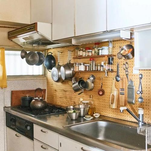 来嘛,一起去看看日本料理家的厨房