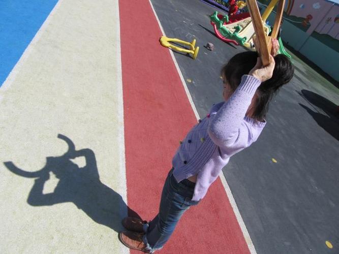 《我的影子朋友》涩埠幼儿园开展影子主题活动