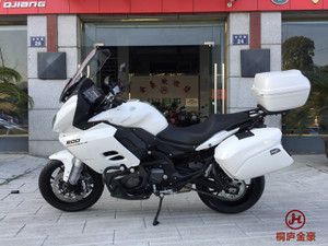 18至尊黄巡贝纳利黄龙600巡航版 abs电动风挡四缸水冷电喷 摩托车