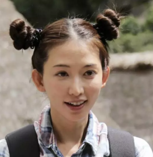 同样哪吒头:杨超越靠颜值,吴谨言靠表情抢镜,看到刘亦菲沉默了