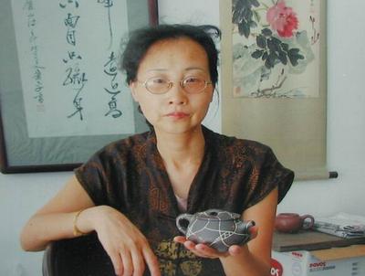 徐汉棠之女徐雪娟继承紫砂壶工艺介绍
