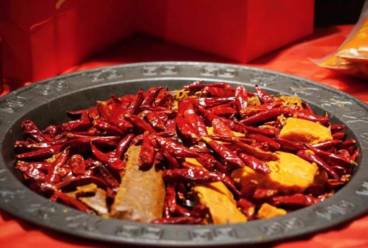 红油火锅