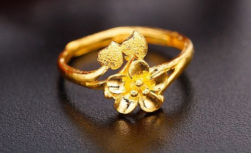 2018最新黄金结婚戒指款式图片