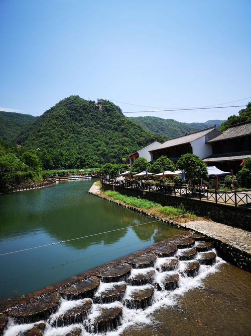 浙江台州三门县农家乐,观海,吃海鲜,登竹山.