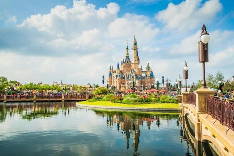 上海迪士尼乐园,一个奇幻多彩的童话世界