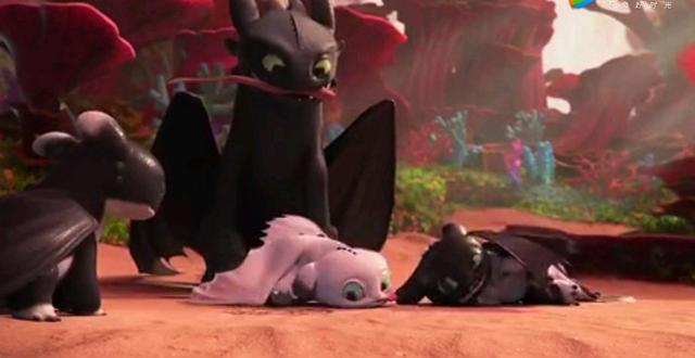 无牙仔和三个熊孩子