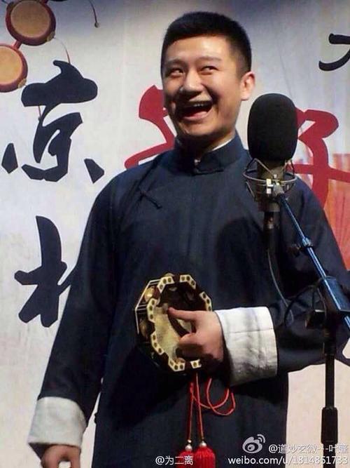 如何评价青年相声演员李寅飞叶蓬?
