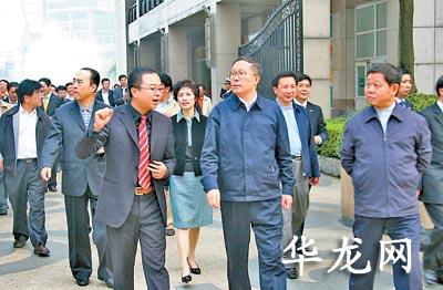 重庆新闻 重庆日报  华龙网讯(记者商宇)由广东省委常委,深圳市委书记