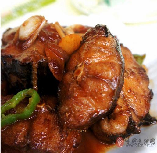 大蒜焖鲶鱼