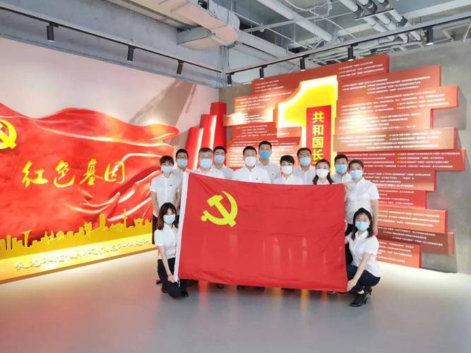 沈阳创新天地红色驿站举办 "浑南大地红歌飞 庆祝建党