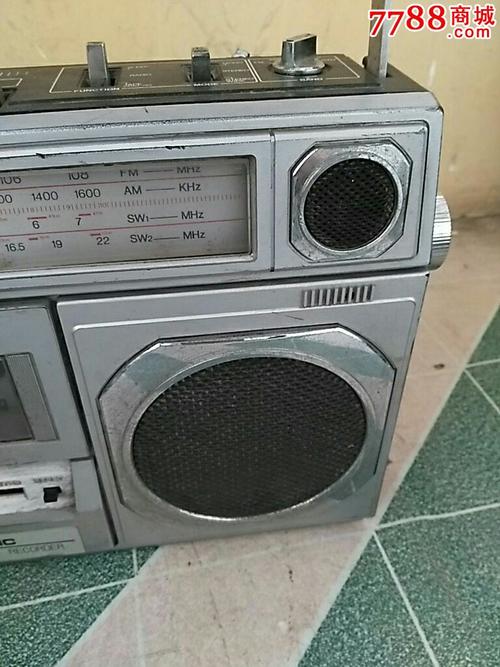 康艺收录机
