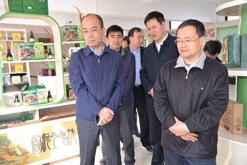 刘庆同志赴咸阳调研基层组织建设情况