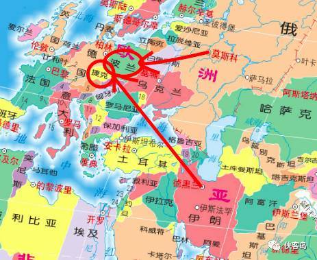 图片说明:四国地缘如图所示,明显波兰捷克离俄罗斯更近