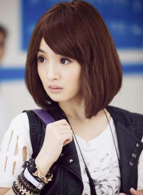 长脸女生适合的发型10款长脸适合的短发