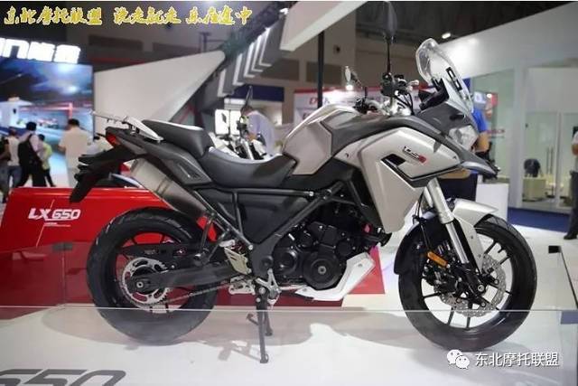 国产拉力年--隆鑫单缸650adv再亮相