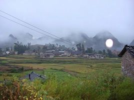 五龙壮族乡