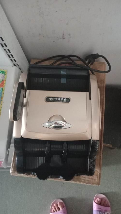收银机和验钞机便宜卖了