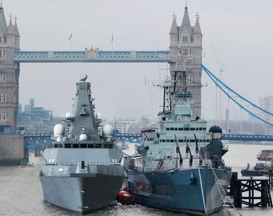 非主流英国26型护卫舰,干杂活本事一流,因而体积巨大